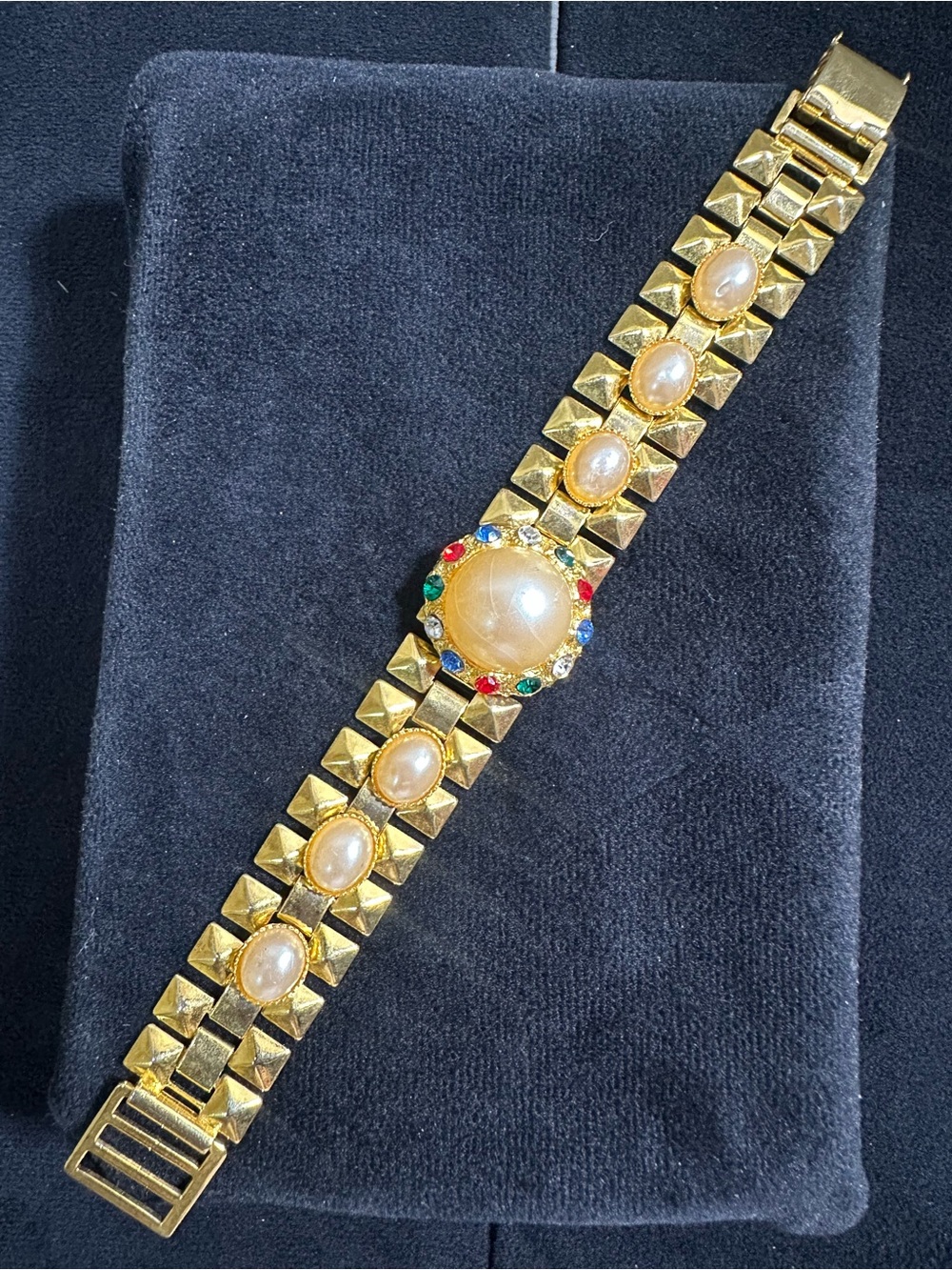 Vtg: 1980’s Faux Pearl & Multicolred Rhinestone Link Panel Bracelet
